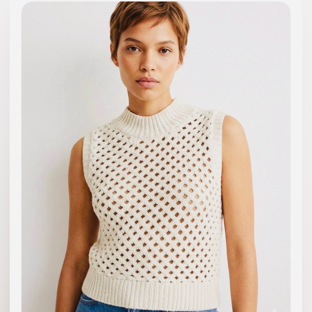 Theory‎ - women’s Mayleen open stitch sleeveless knit sweater vest white top S